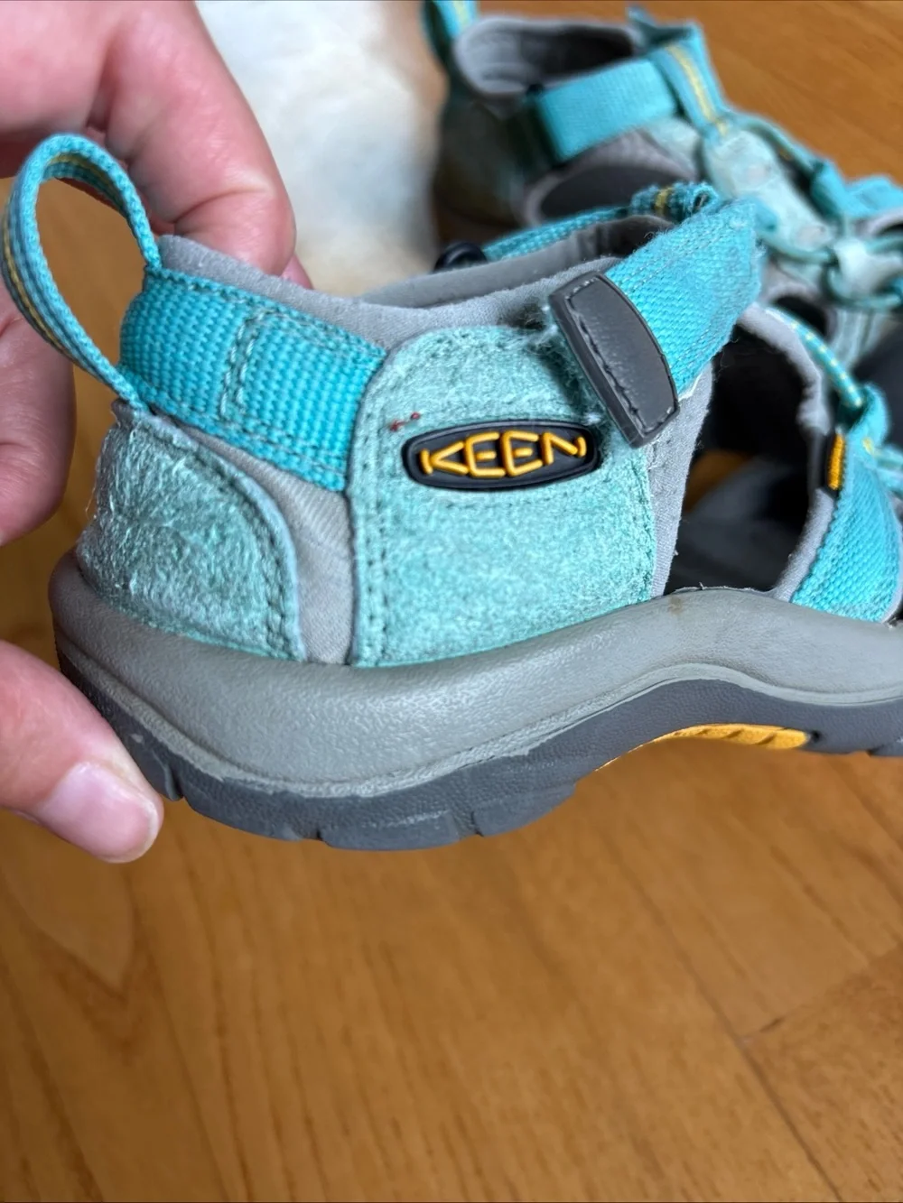 Keen Venice H2 Kids Sandals Aqua Green Gray Yellow Boys Girls Hiking Youth Sz 1